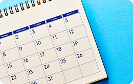 年間休日130日以上
